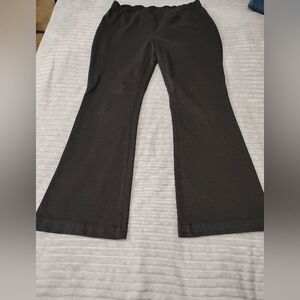 Chico's black pull on womens stretch waist size 1 short dressy versatile